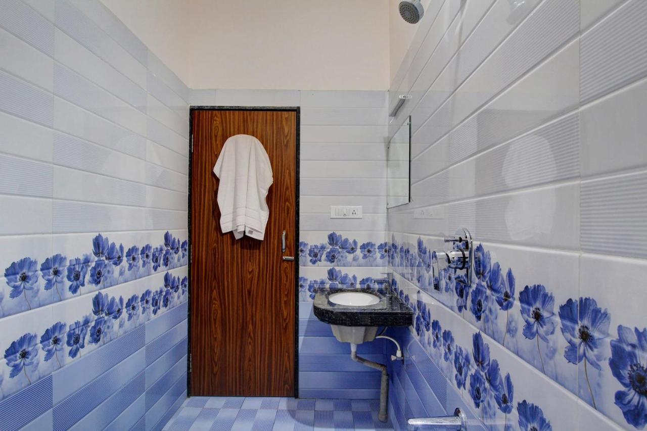 Oyo 48704 Rashi Farms Otel Hubli Dış mekan fotoğraf