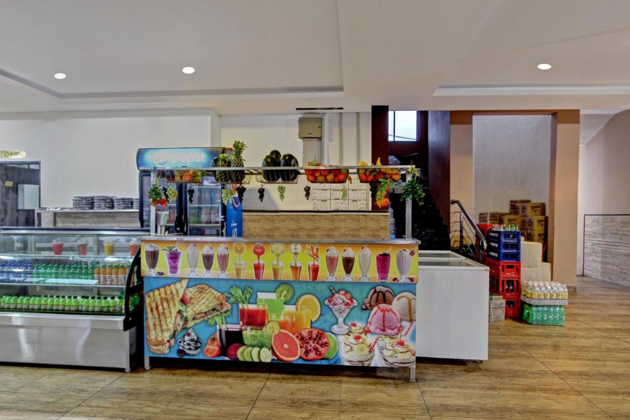 Oyo 48704 Rashi Farms Otel Hubli Dış mekan fotoğraf